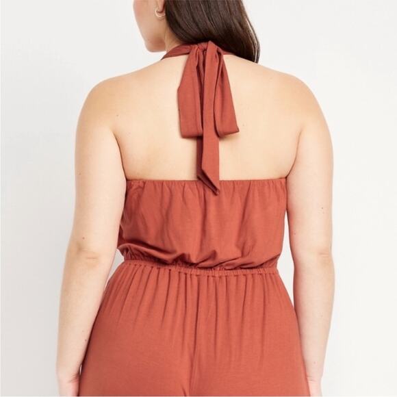 Old Navy gingerspice Waist-Defined Halter Jumpsuit - Picture 5 of 13